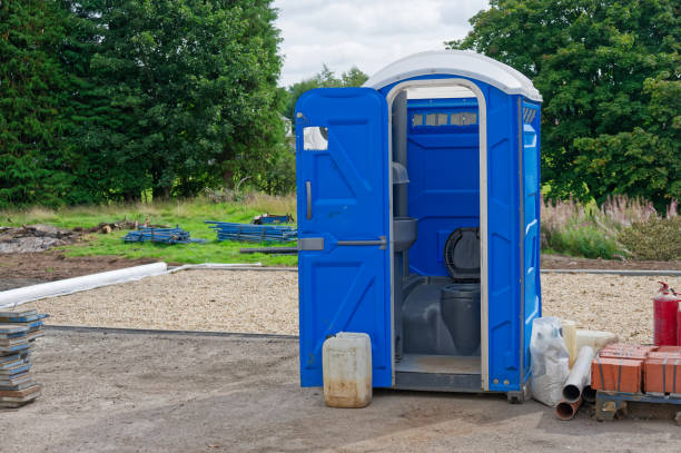 Best VIP or Luxury Restroom Trailers  in Cupertino, CA